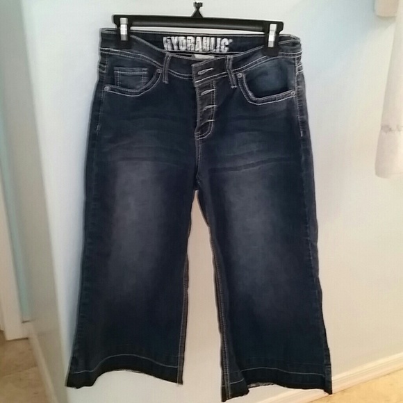 Hydraulic Jeans Hydraulic Flared Leg Capris Poshmark